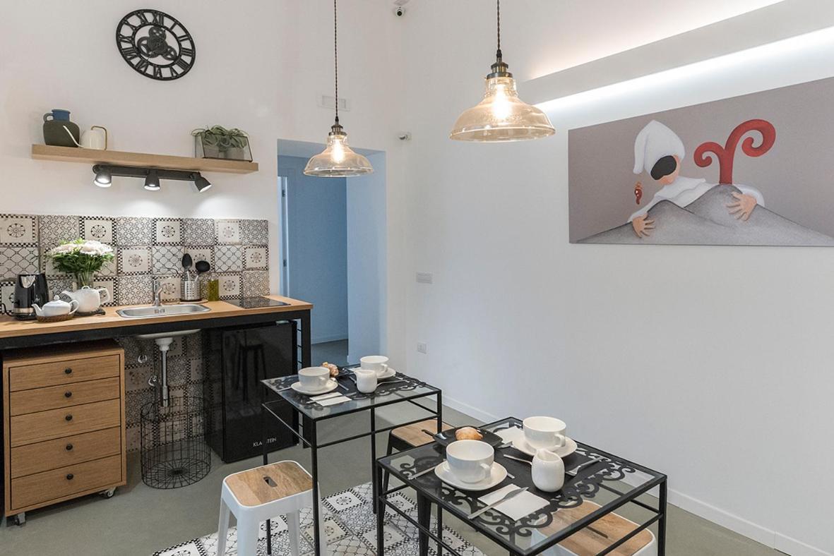 A Misura Duomo Rooms & Apartment - Ls Accommodations Naples Luaran gambar