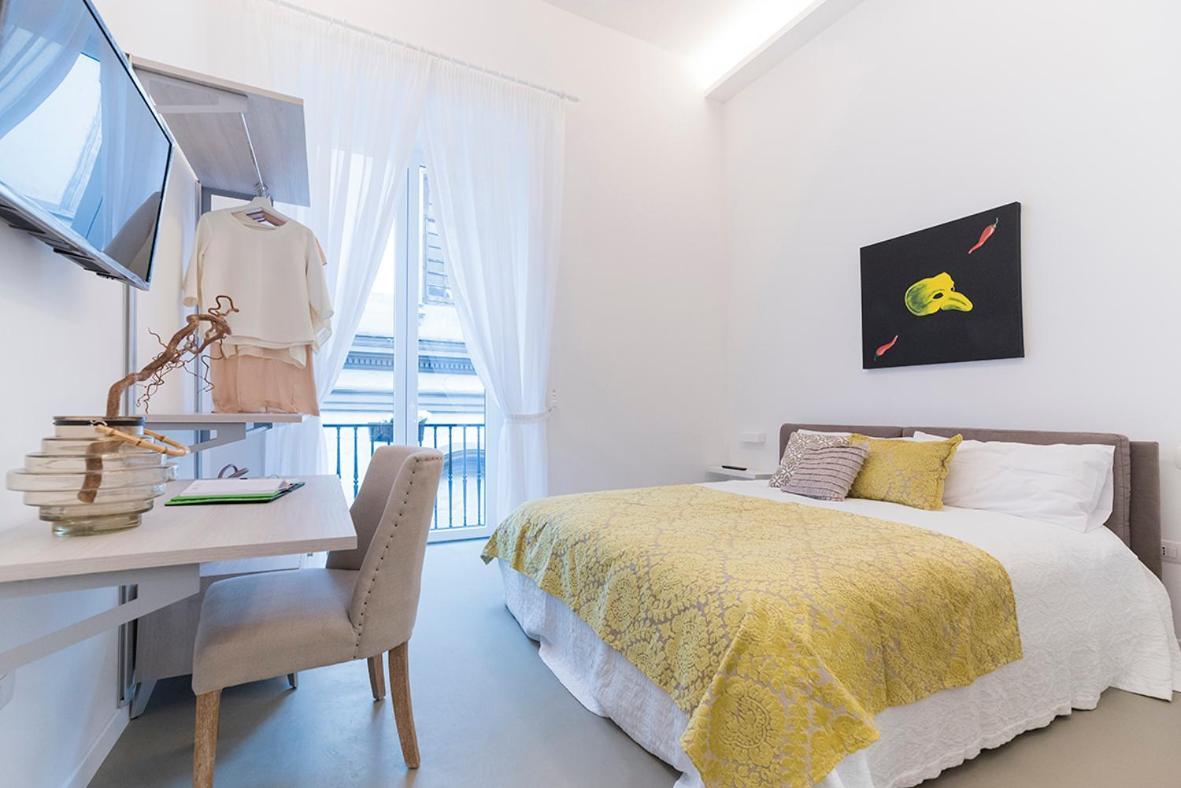 A Misura Duomo Rooms & Apartment - Ls Accommodations Naples Luaran gambar