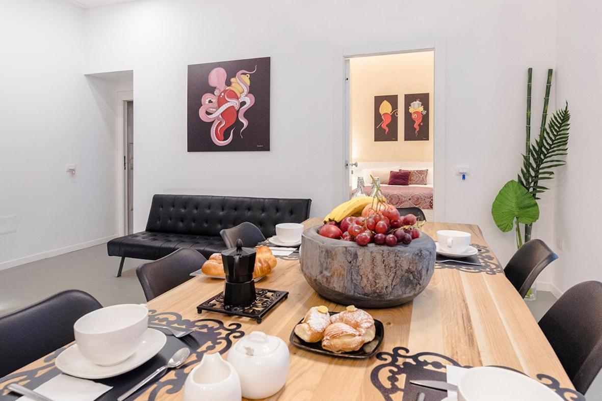 A Misura Duomo Rooms & Apartment - Ls Accommodations Naples Luaran gambar