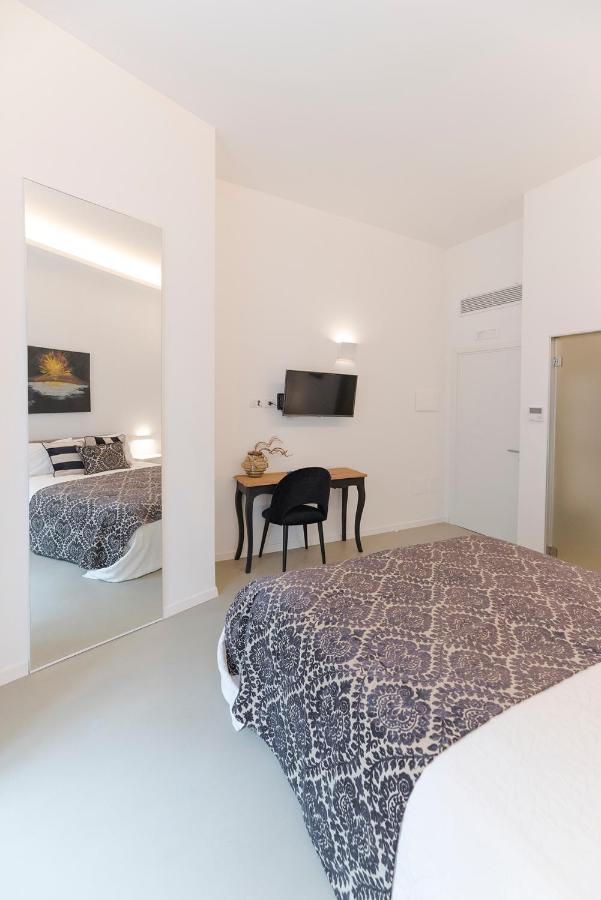 A Misura Duomo Rooms & Apartment - Ls Accommodations Naples Luaran gambar