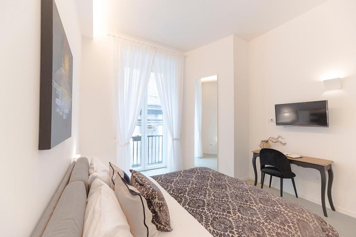 A Misura Duomo Rooms & Apartment - Ls Accommodations Naples Luaran gambar