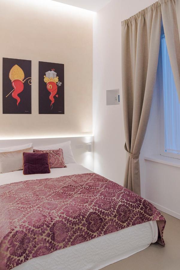 A Misura Duomo Rooms & Apartment - Ls Accommodations Naples Luaran gambar
