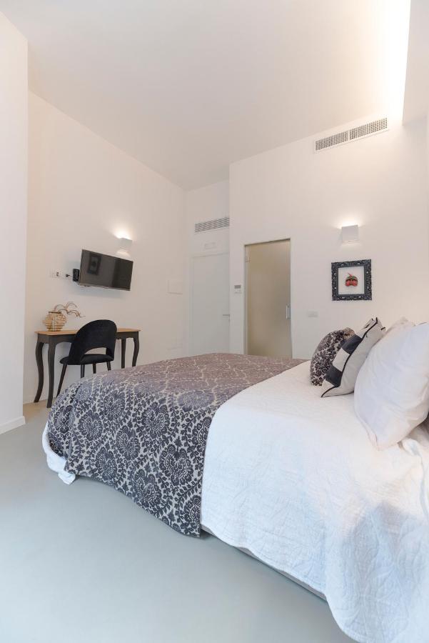A Misura Duomo Rooms & Apartment - Ls Accommodations Naples Luaran gambar