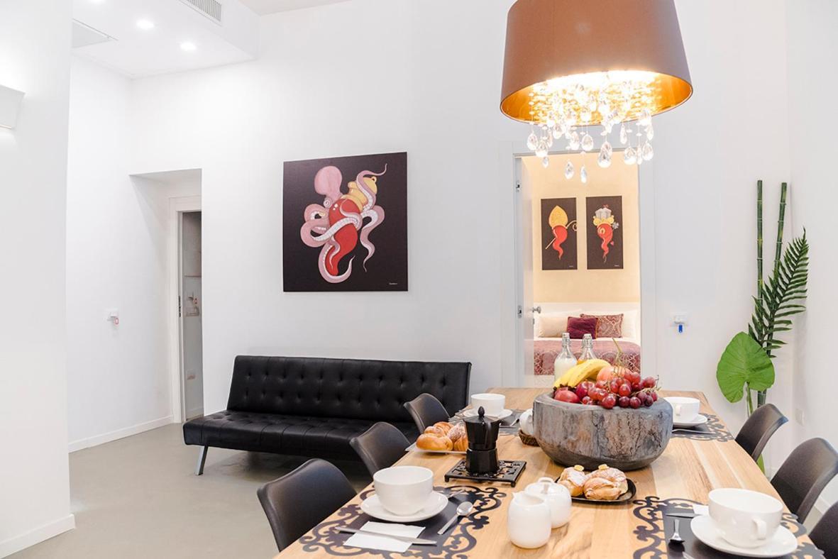 A Misura Duomo Rooms & Apartment - Ls Accommodations Naples Luaran gambar