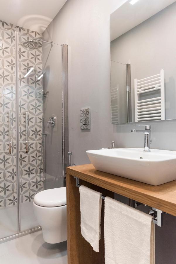 A Misura Duomo Rooms & Apartment - Ls Accommodations Naples Luaran gambar
